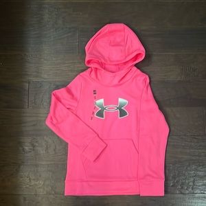 Under Armor Girls Fleece Hoodie w/ front pocket, M